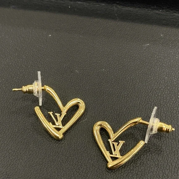 Louis Vuitton Gold Heart-Shaped Earrings - Picture 1 of 2